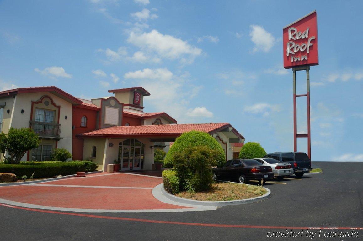 Red Roof Inn North Dallas - Park Central Exterior photo