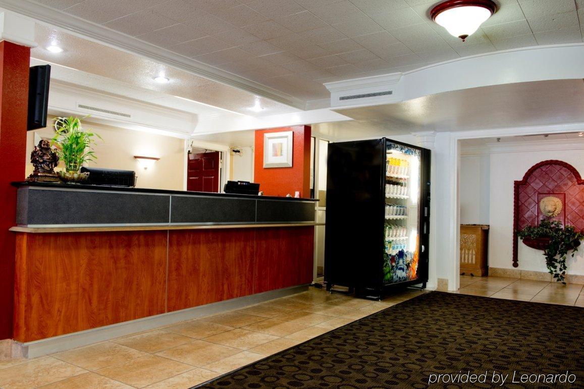 Red Roof Inn North Dallas - Park Central Exterior photo