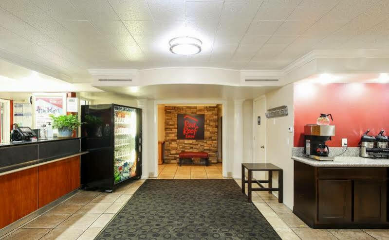Red Roof Inn North Dallas - Park Central Exterior photo